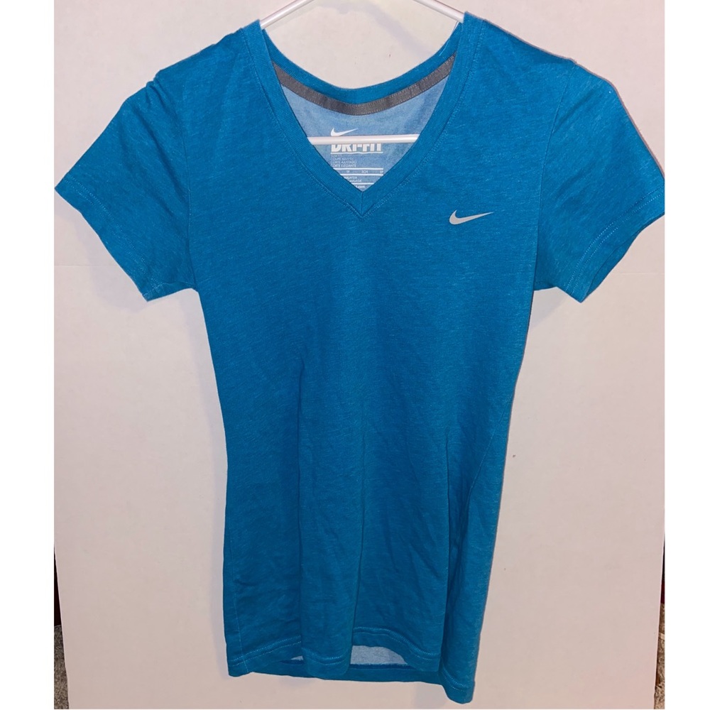 Blue V-Neck | Nike